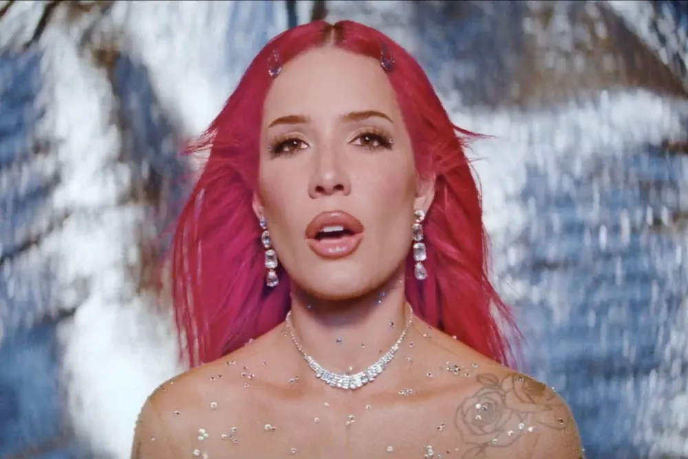 Britney Spears Slams Halsey’s New Music Video ‘Lucky’